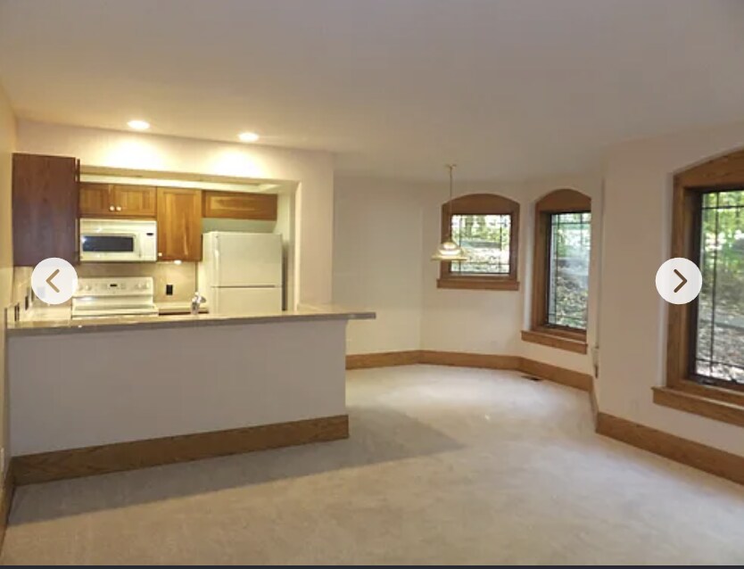 Kitchen and Dining - 250 Pleasant Cove Dr