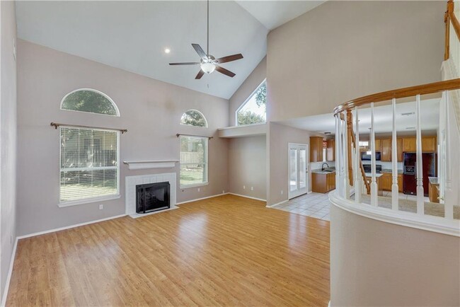 Building Photo - 1003 Antelope Ridge