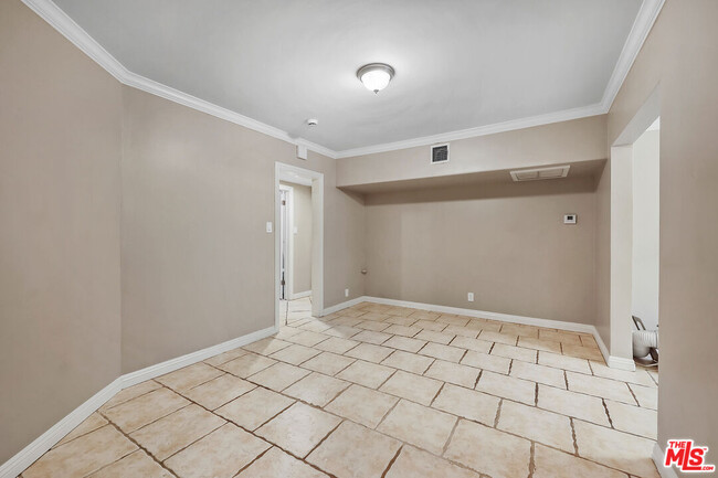 Building Photo - 11423 Sunshine Terrace