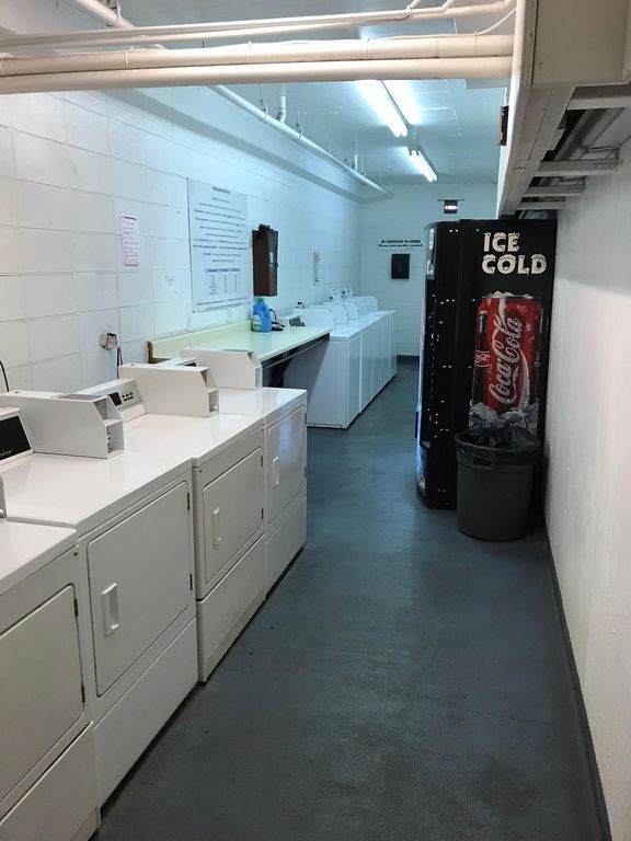 Laundry Facilities - 3393 Madison Ave