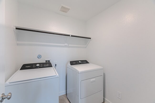 Building Photo - 16977 Juniper Blossom Bnd