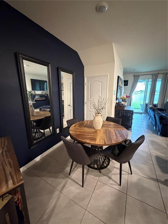 Building Photo - 1486 Isleta Lp