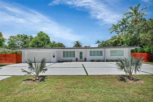 Building Photo - 8015 SW 136th St