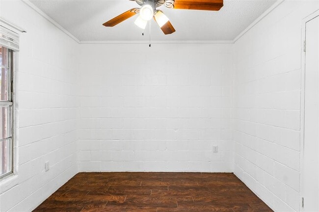 Building Photo - 1311 E M. Franklin Ave