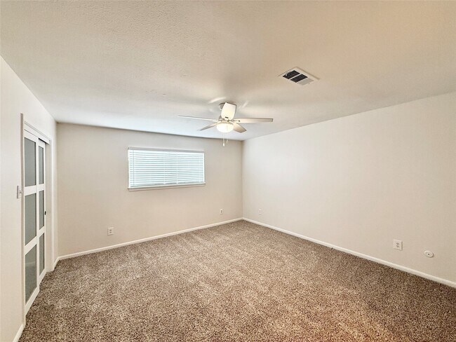 Building Photo - 1499 Springrock Ln