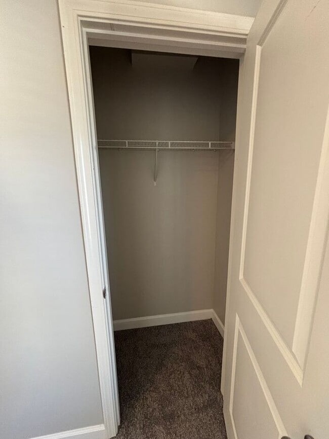 Building Photo - Beautiful 2 Bedroom 2 Bathroom Located in Sellar's Cove, Minutes from Carolina Beach!