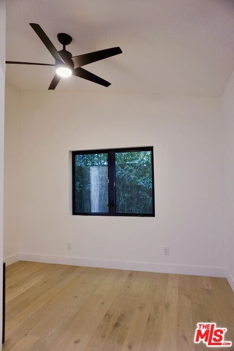 Building Photo - 2668 Greenfield Ave