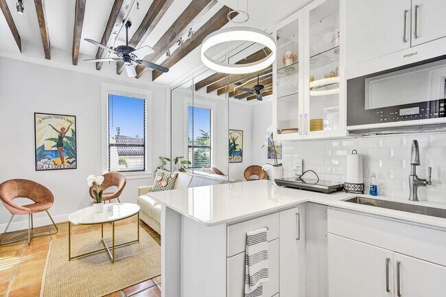 Building Photo - 235 Sunrise Ave