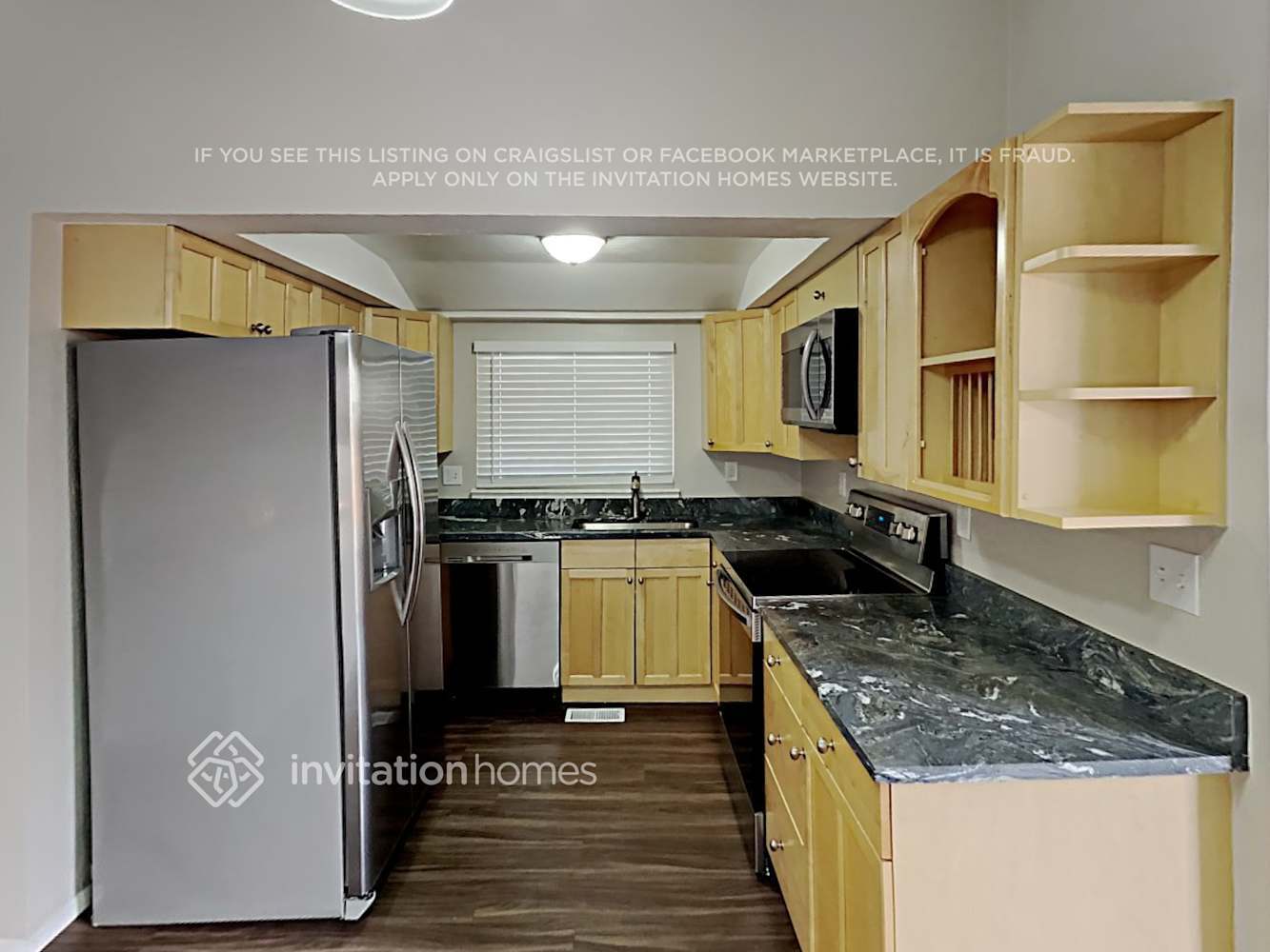 Building Photo - 13016 Grove Cir