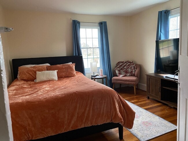 Bedroom 2 - 24 S Main St