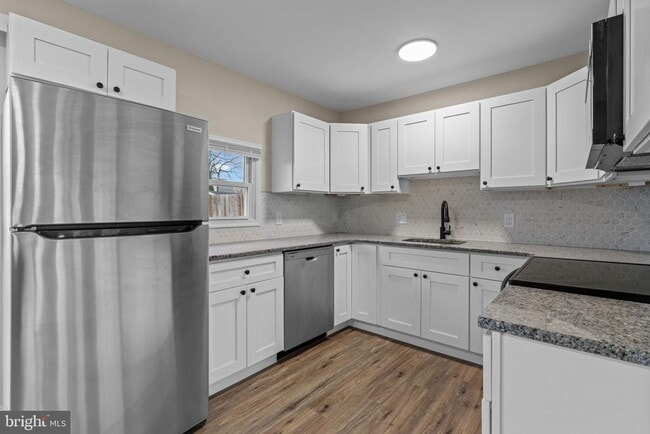 Building Photo - 64 Vividleaf Ln