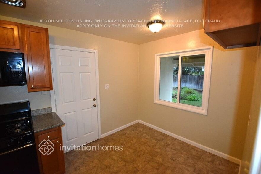 Building Photo - 3231 Arthur Way