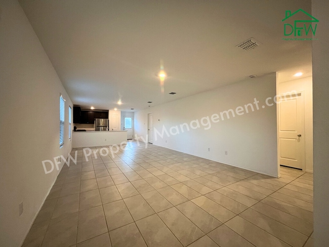 Building Photo - Charming 3-Bedroom Home for Lease in Quiet Little Elm Neighborhood!