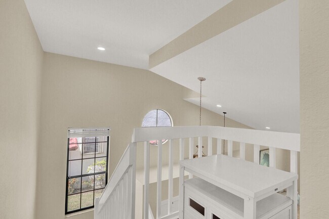 Building Photo - 13483 Fountain View Blvd