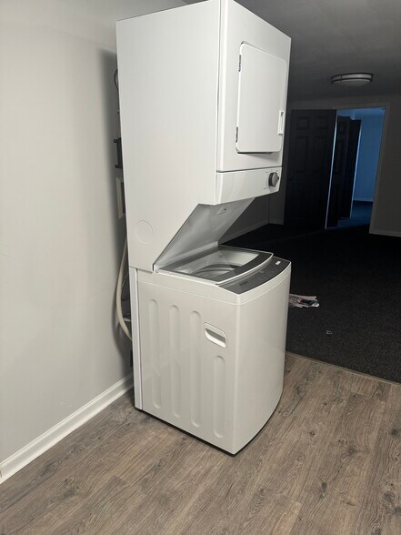 Building Photo - 3022 Perrysville Ave