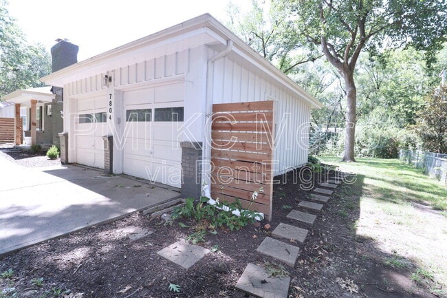 Building Photo - 7804 Tomahawk Rd