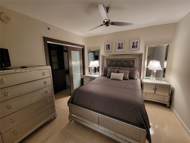 Building Photo - 1830 S Ocean Dr