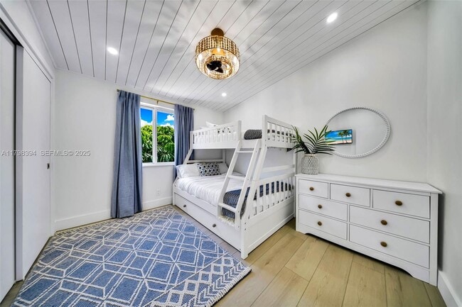 Building Photo - 129 Nautilus Dr