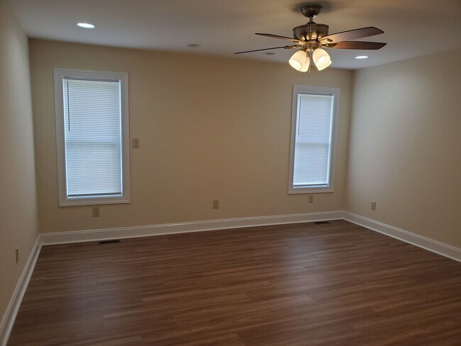 Building Photo - 235 J Brown Rd