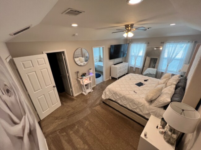 Building Photo - 17132 Wilthorne Colony Ct
