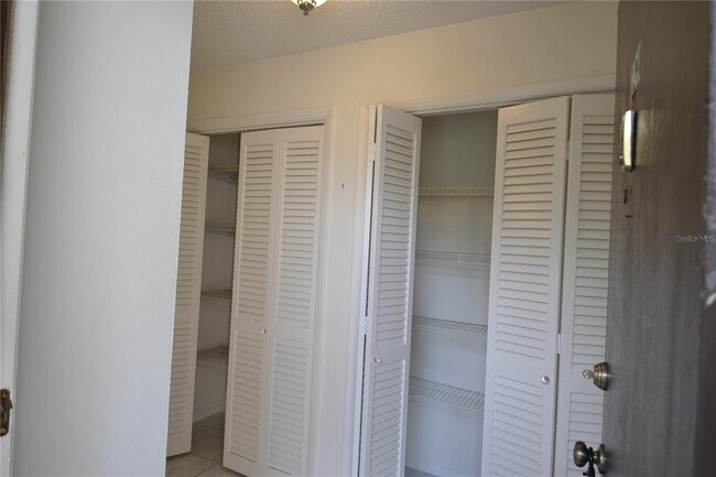 Building Photo - 329 Moorings Cove Dr