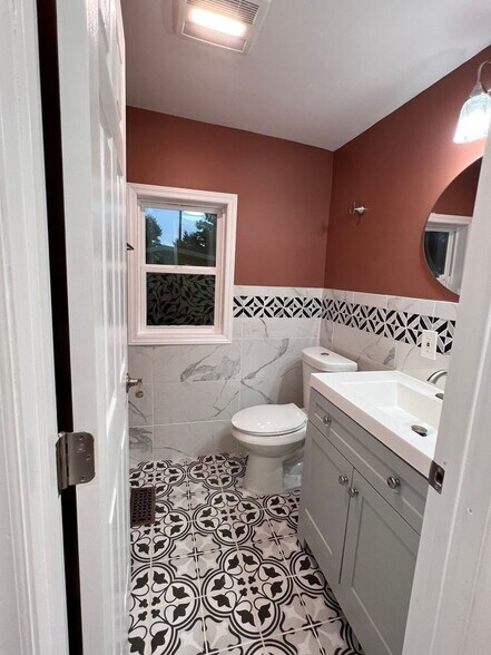 Building Photo - 117 Barbee Rd