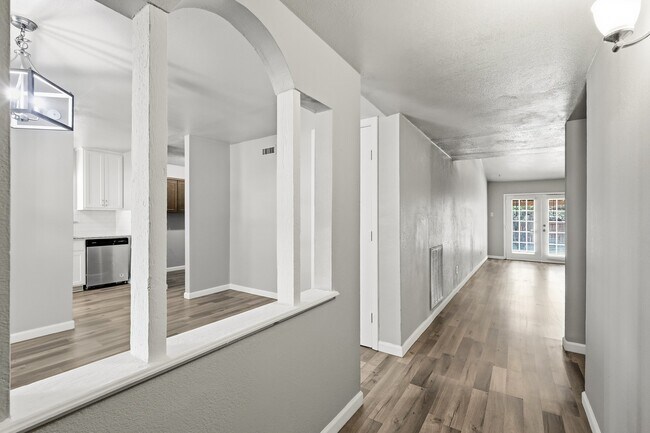 Building Photo - 3BR/2.0BA Single Family - Carrollton