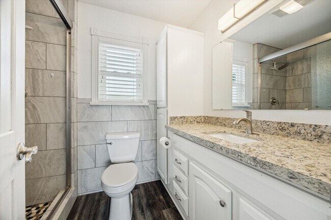 Building Photo - 395 Redfish Dr