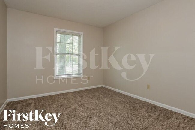 Building Photo - 6156 Lacewood Cove