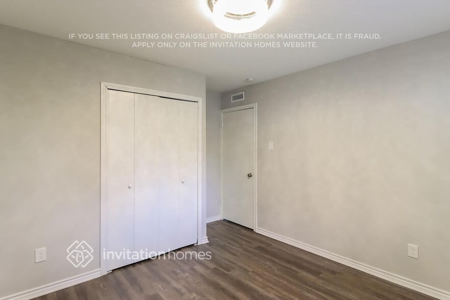 Building Photo - 425 Birchwood Dr