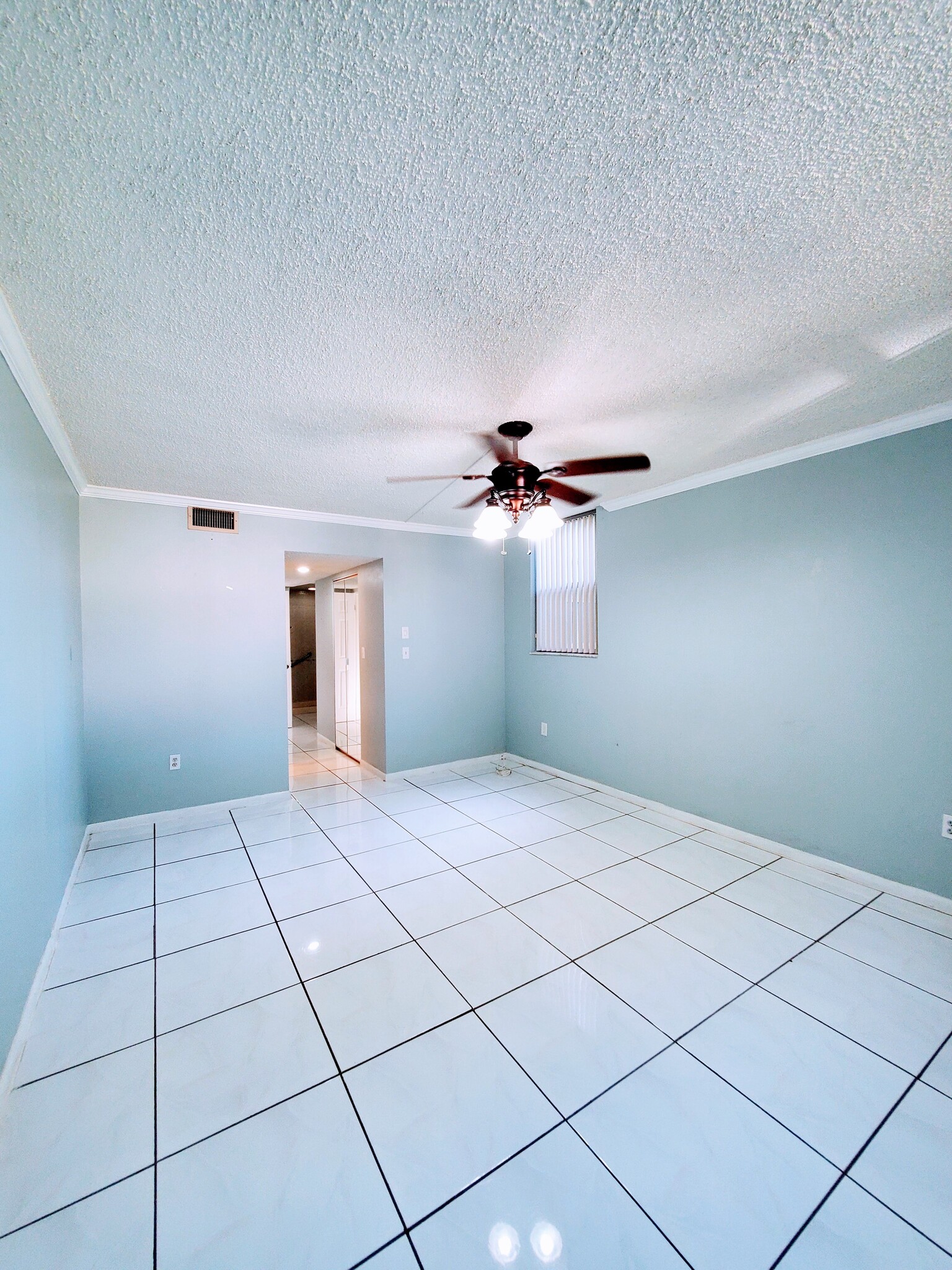 Master Bedroom - 1820 N Lauderdale Ave