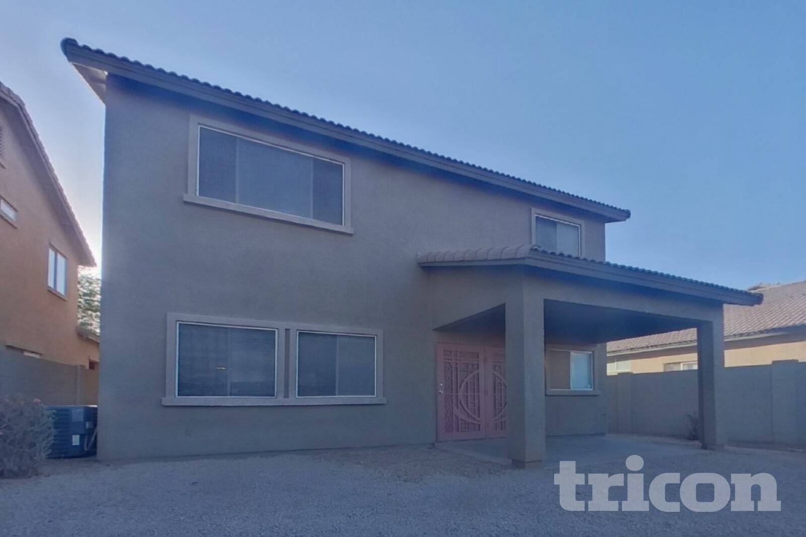 Building Photo - 14 N 126th Ave