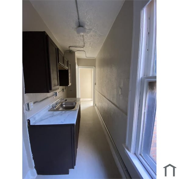 Building Photo - 15000 Euclid Ave