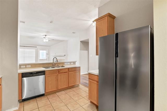 Building Photo - 3725 Beatriz Dr