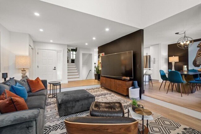 Building Photo - 3 Gilbert Trail NE