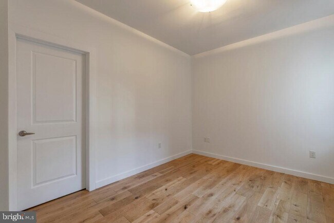 Building Photo - 224 Church St