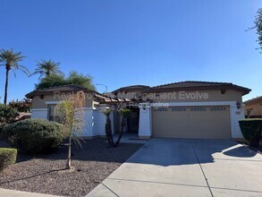 Building Photo - 13601 W Verde Ln