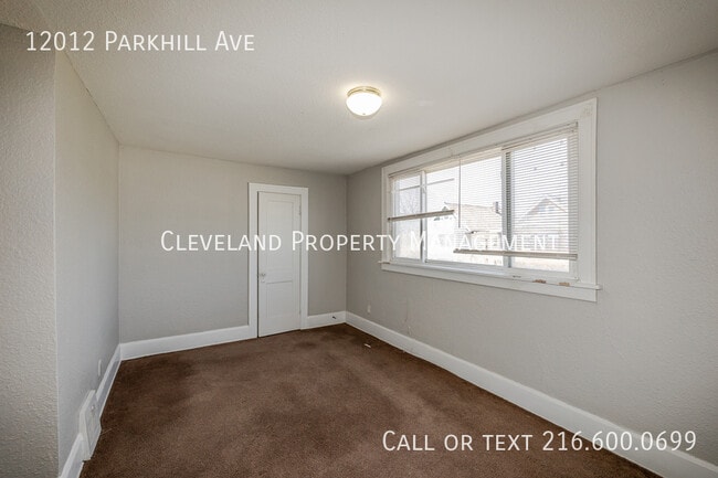 Building Photo - 12012 Parkhill Ave