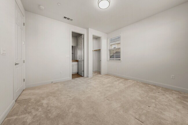 Building Photo - 7585 Mindy Mae Ln