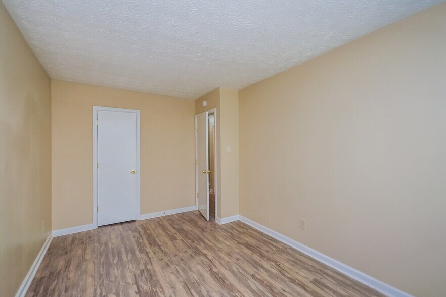 Building Photo - 4422 Cedar Ridge Trail