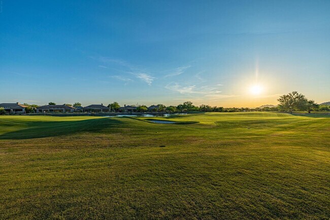 Building Photo - 7152 E Night Glow Cir