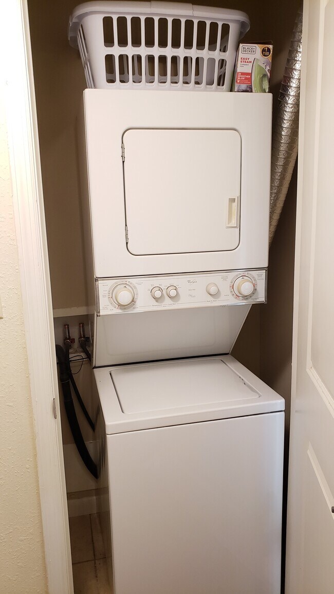 Building Photo - 507 NW 39th Rd