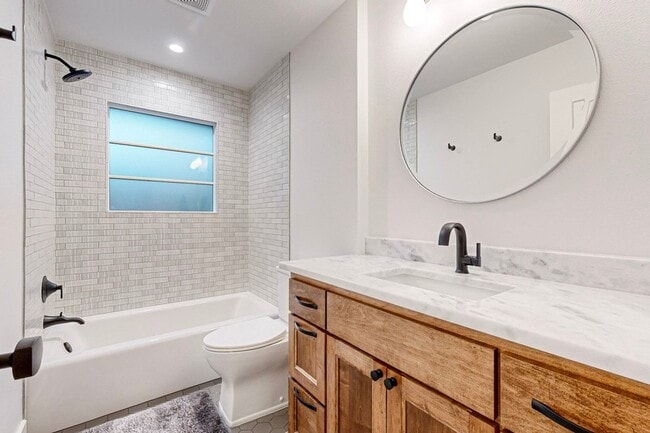 Building Photo - 4423 Springside Ln