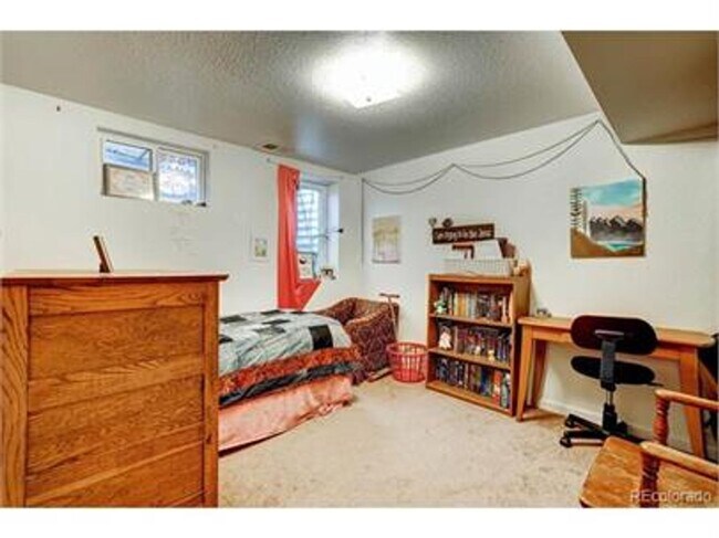Building Photo - 3111 W 95th Ave