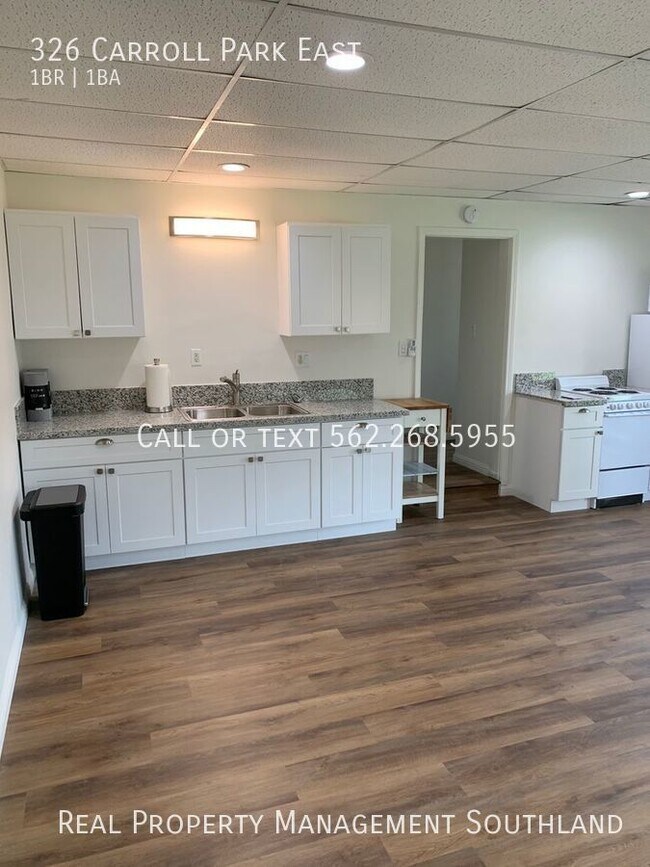 Building Photo - Studio Apartment for Rent in Long Beach