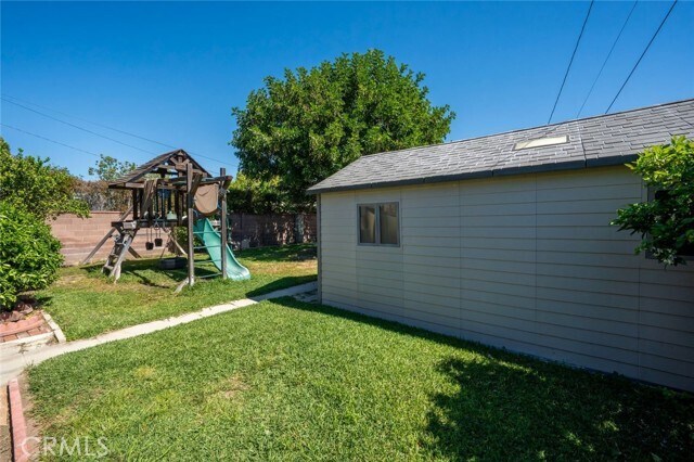 Building Photo - 1641 N Catalina St