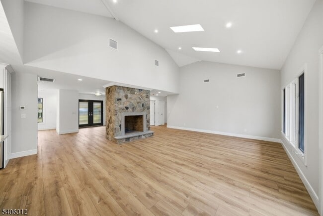 Building Photo - 12 McCaffrey Ln