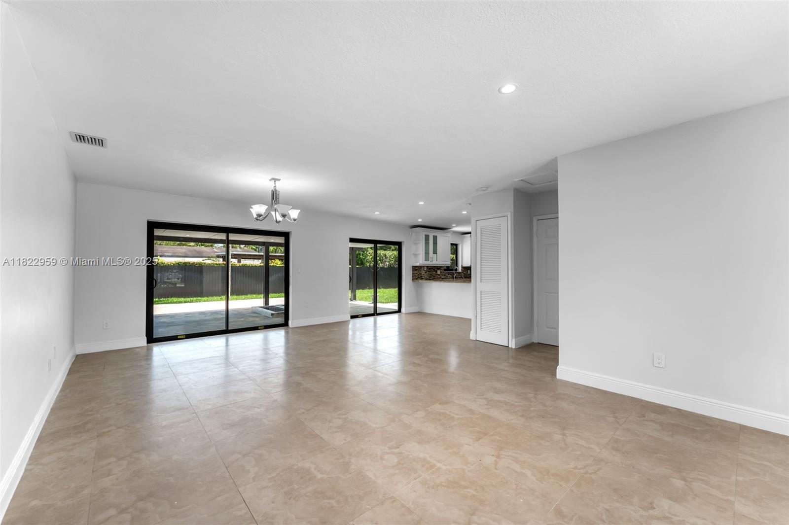 Building Photo - 9140 SW 45th Ter