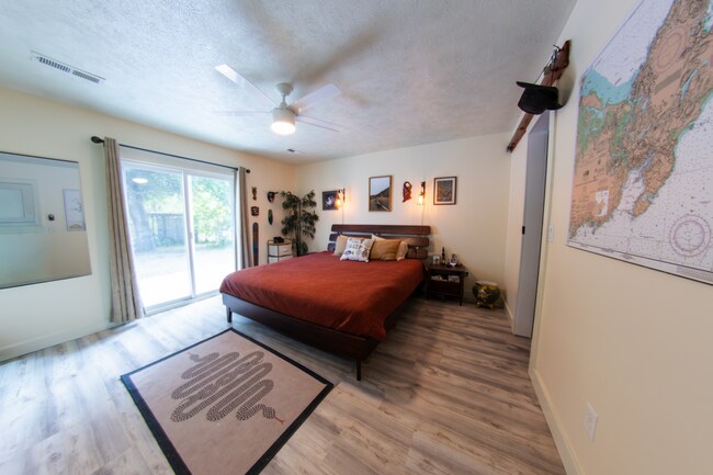 Building Photo - Barnards Landing Road | 3 bedrooms, 2 baths