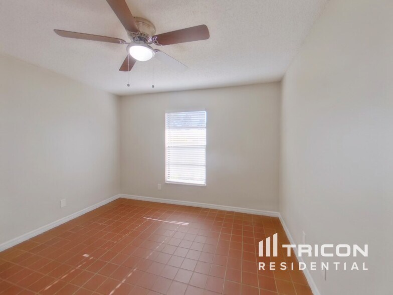 Building Photo - 2981 Snow Dr